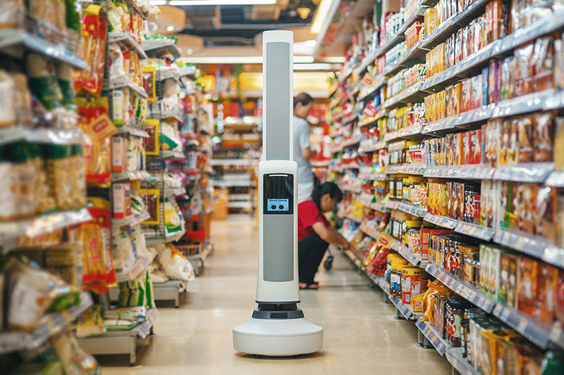 Ny robot håller koll på butikens hyllor