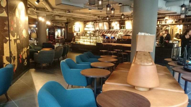 Starbucks öppnar i Mood Stockholm