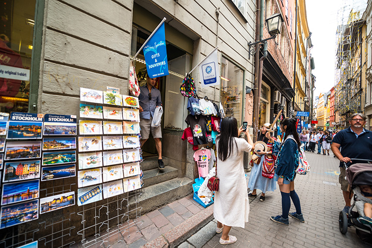 Svensk shoppingturism ökar kraftigt