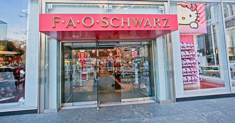 Nu gör FAO Schwarz comeback