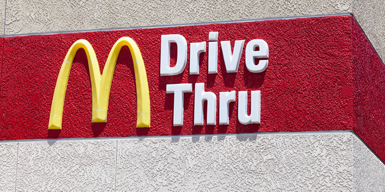 McDonald’s säljer dagligvaror via Drive Thru