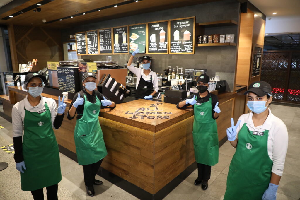 Här anställer Starbucks bara kvinnor