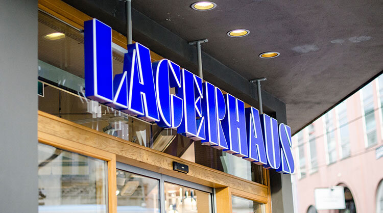 Lagerhaus öppnar en butik i månaden