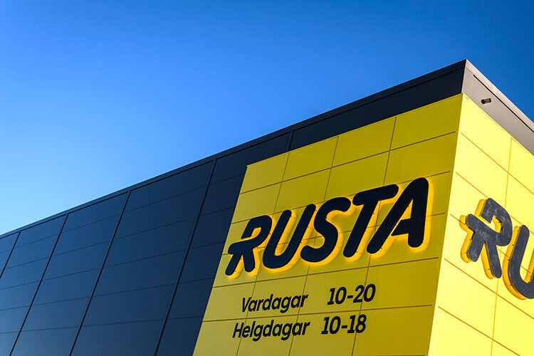 Rusta öppnar butik i Hyllinge