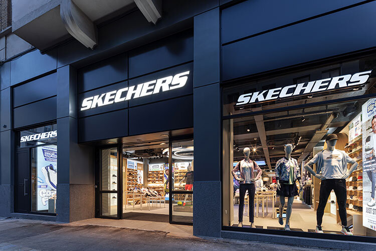 Premiär för Skechers sportbutik