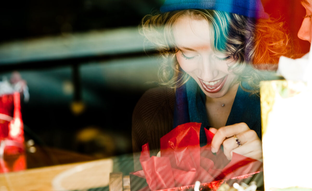 De bjuder kunderna på en julresa